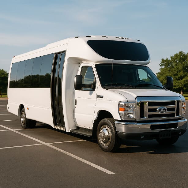 Madera Coach Bus Service 20 Passenger Minibus