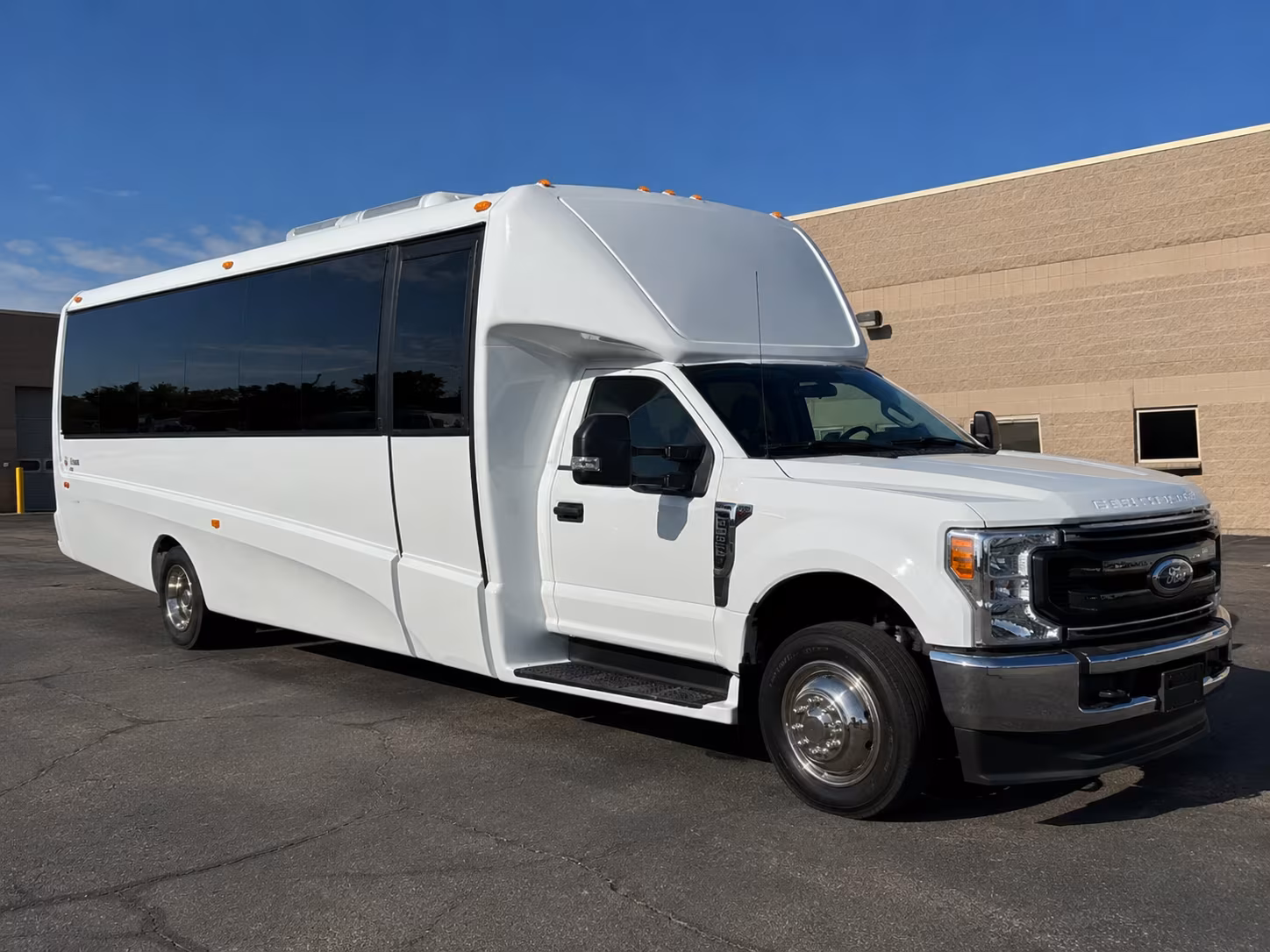 buses for history and cultural field trips along the san joaquin valley
