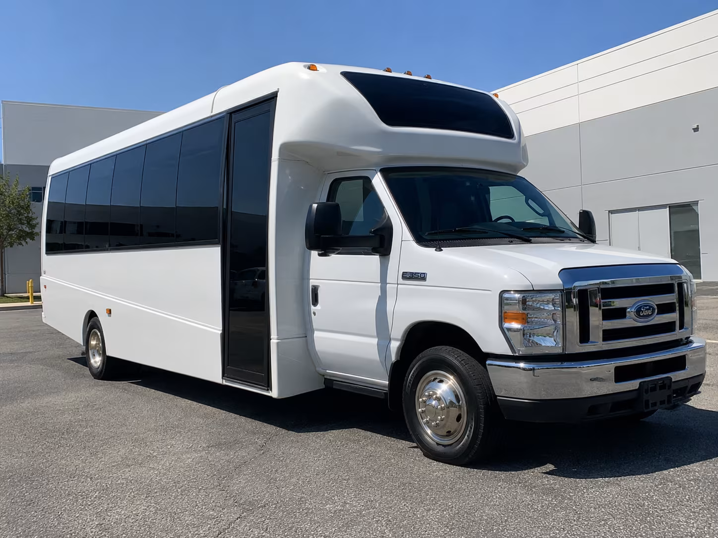 madera corporate event transportation onboard seating