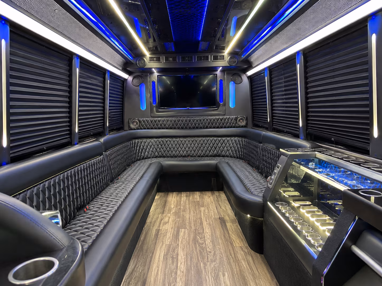 madera holiday party bus rental
