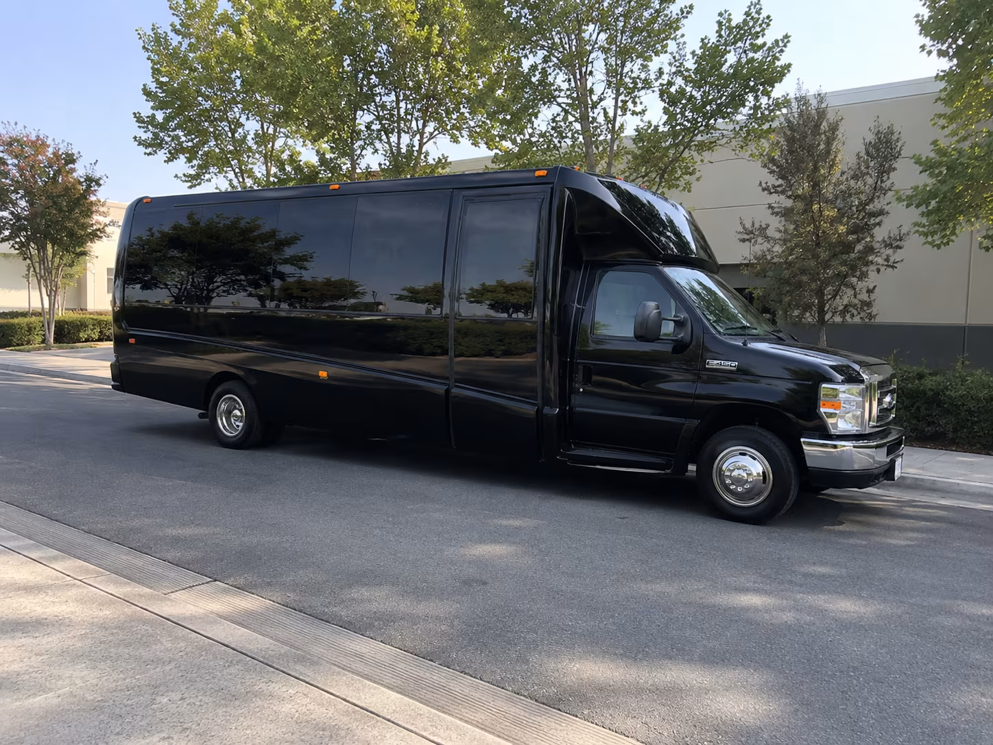 madera wedding party bus rental