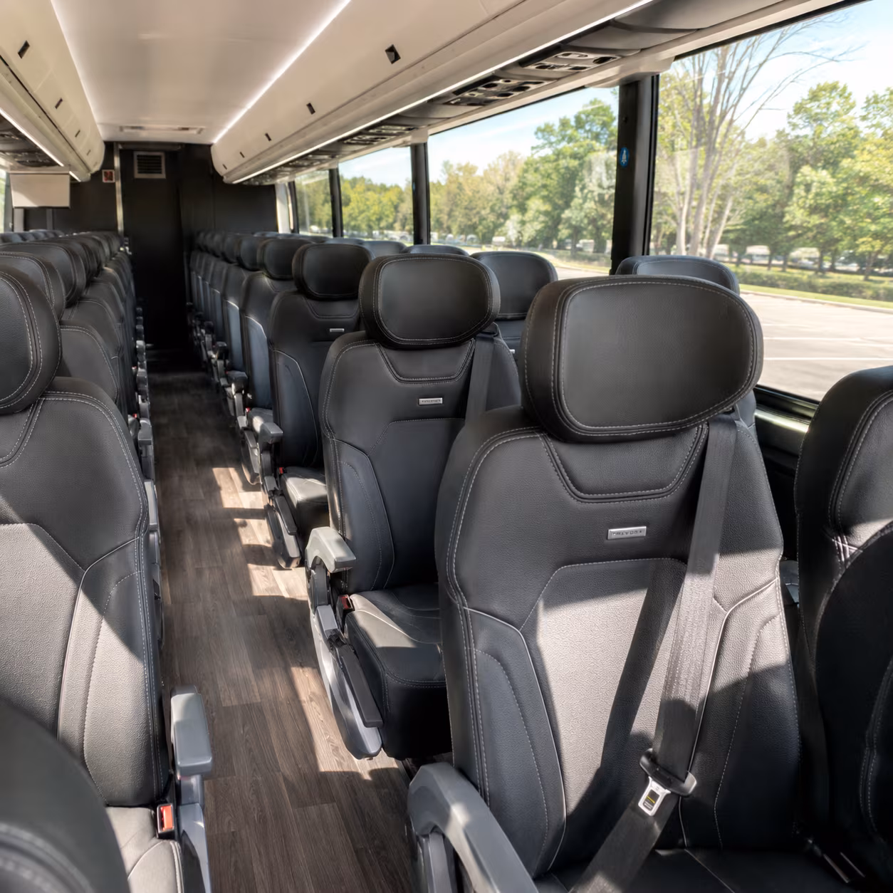 maderacharter bus rental