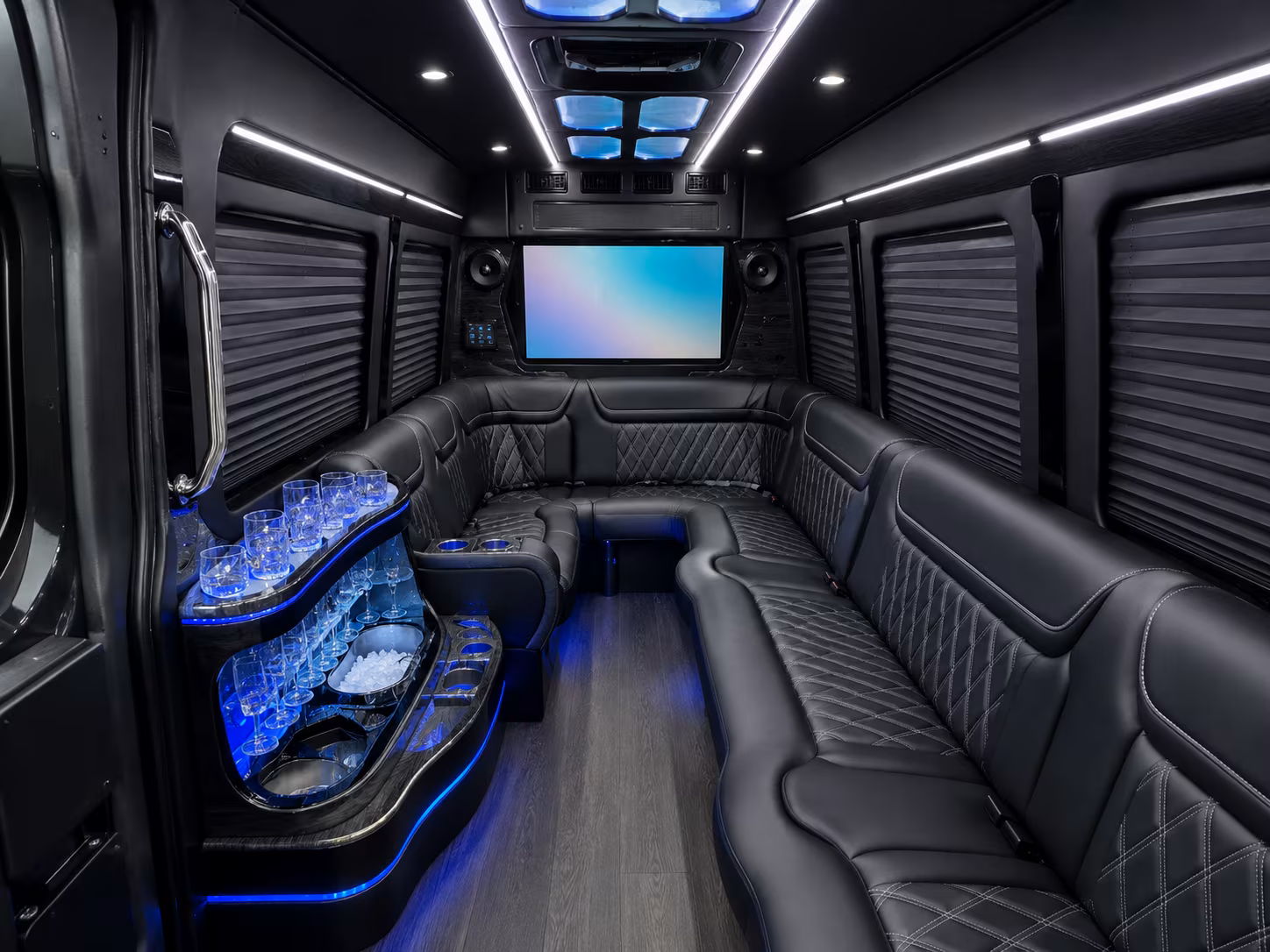 transportation buses for faith conferences and regional events near madera