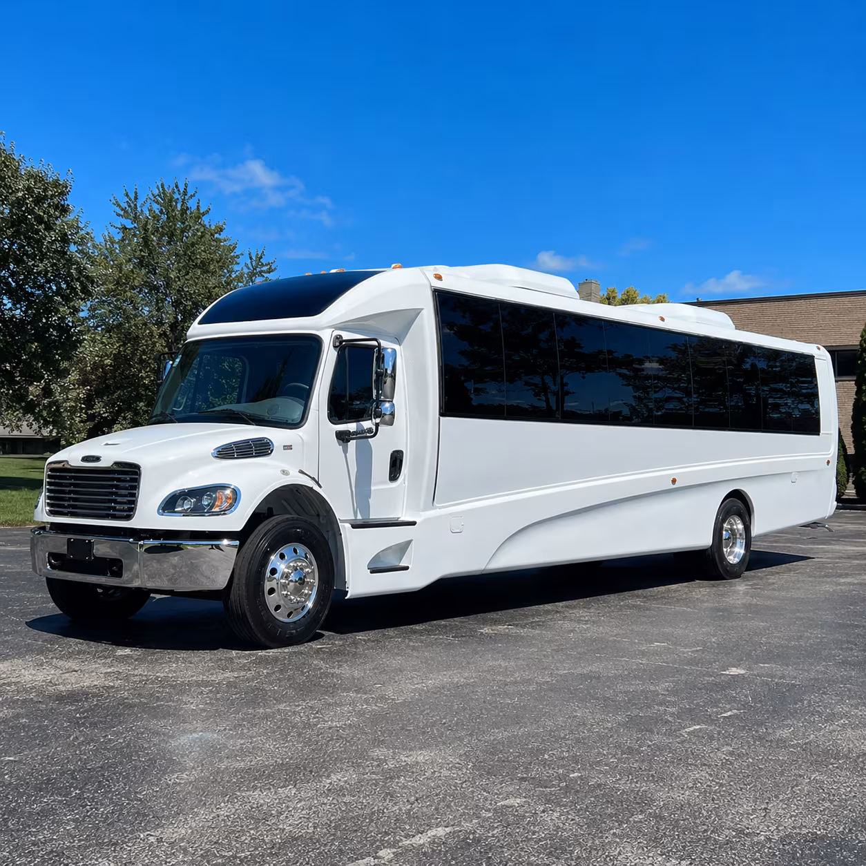 weekly worship shuttle buses for madera congregations